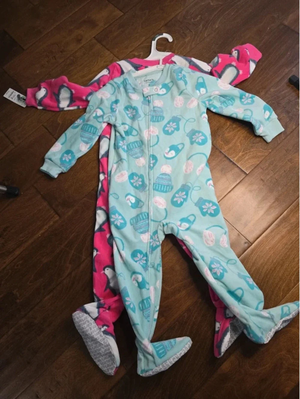 2t brand new fleece pajamas from carter's item. 283G7